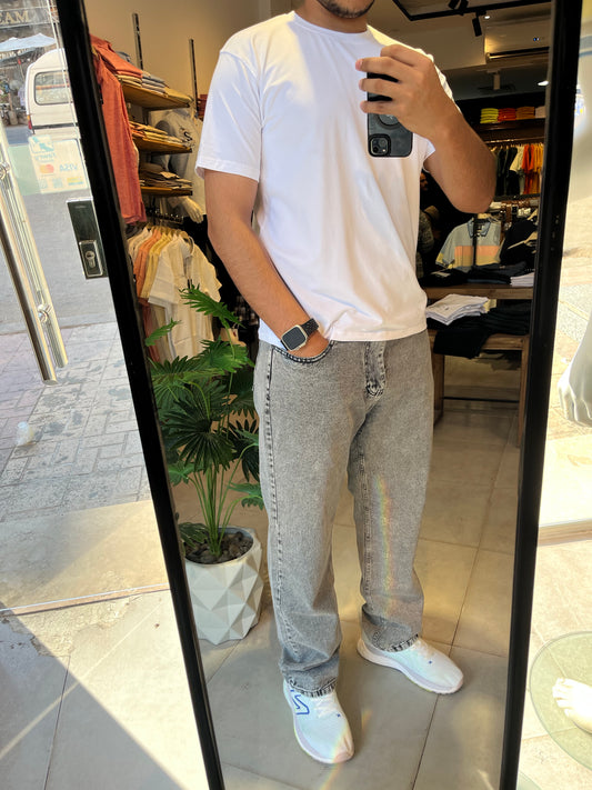 Basic white t-shirt